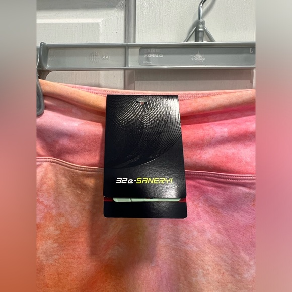 32e-SANERYI NWT Tennis Skirt SIZE LARGE With Cool Dry Technology Womens Preloved - Picture 2 of 9